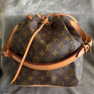 Louis Vuitton Brown and Gold Monogram Shoulder Bag